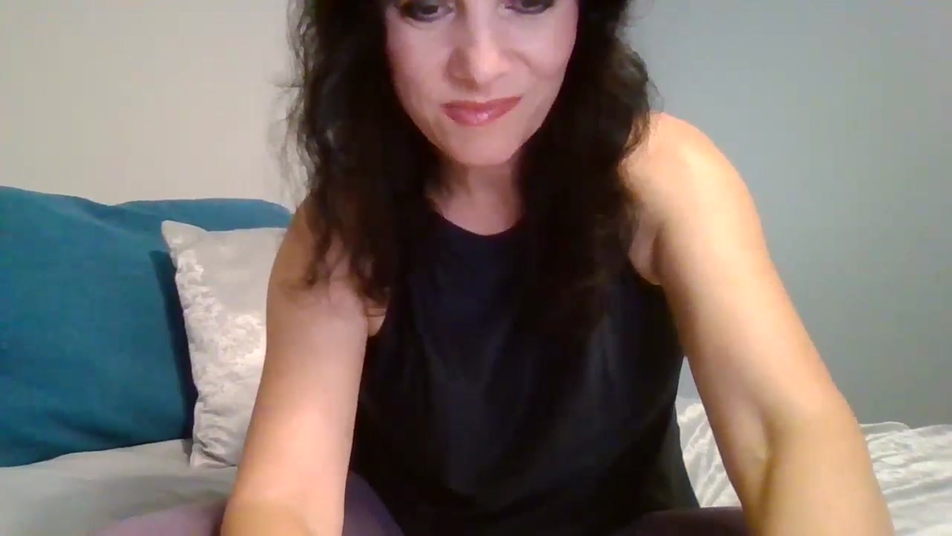 Gallery image thumbnail from LVDOLL's myfreecams stream on, 09/17/2024, 04:12 image 18 of 20
