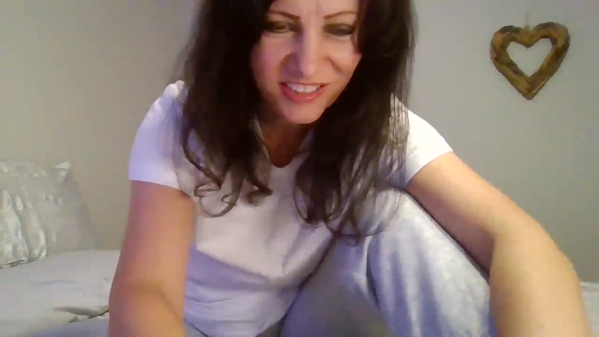 Gallery image thumbnail from LVDOLL's myfreecams stream on, 09/21/2024, 02:00 image 4 of 20