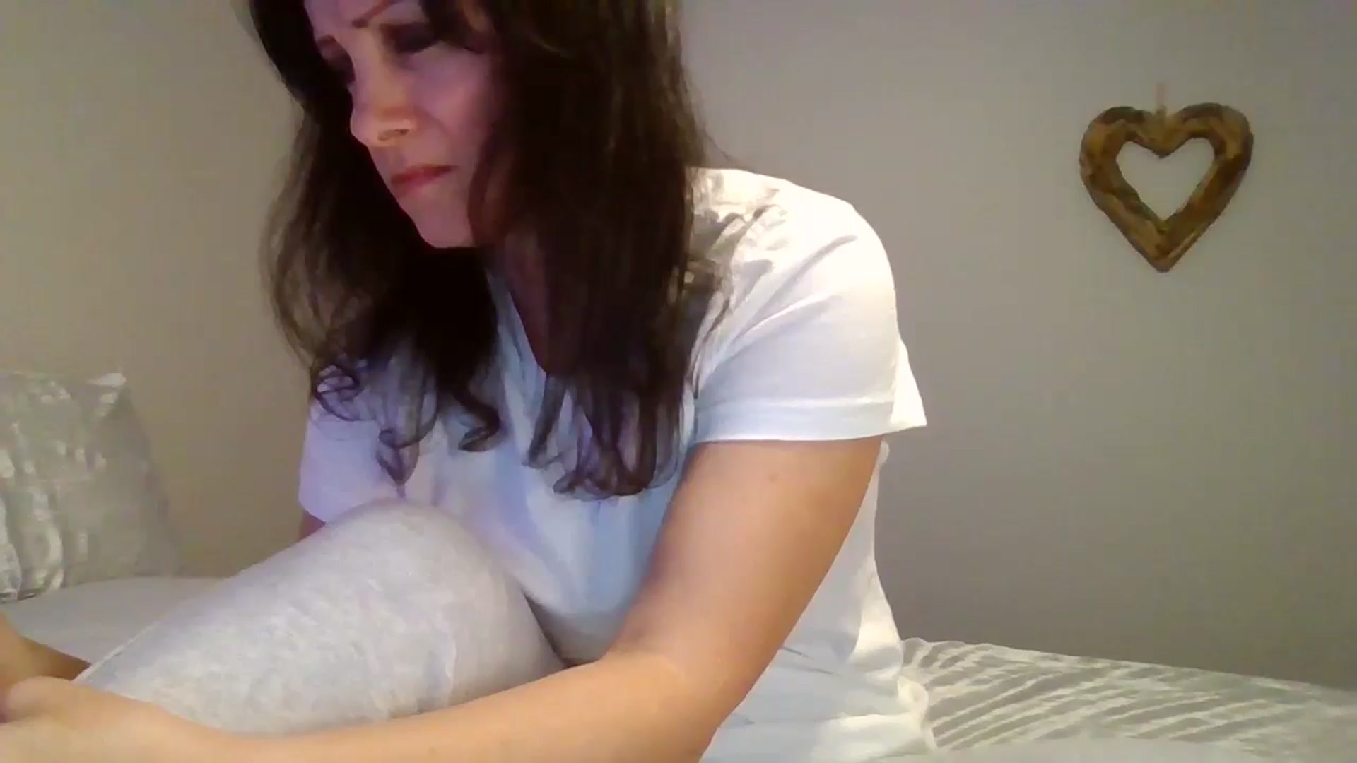 Gallery image thumbnail from LVDOLL's myfreecams stream on, 09/21/2024, 02:00 image 12 of 20