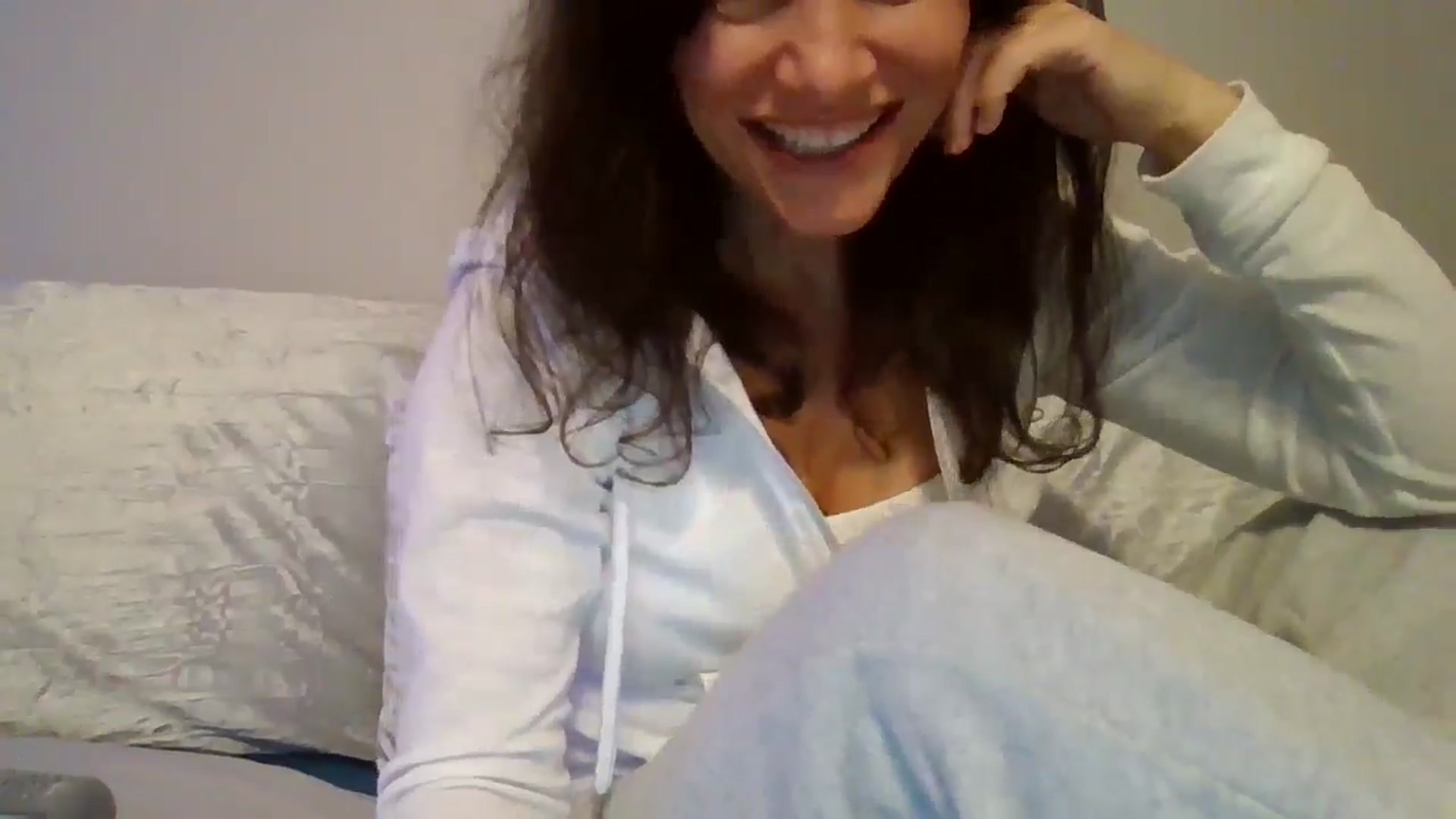 Gallery image thumbnail from LVDOLL's myfreecams stream on, 09/21/2024, 05:26 image 15 of 20