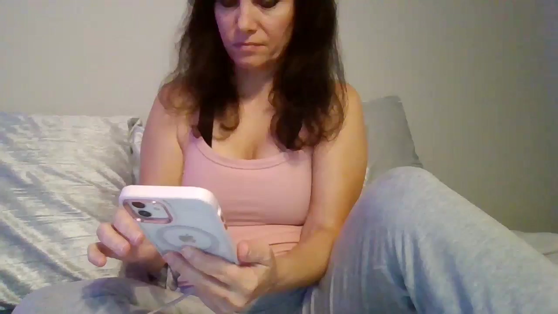 Gallery image thumbnail from LVDOLL's myfreecams stream on, 09/22/2024, 01:47 image 10 of 20