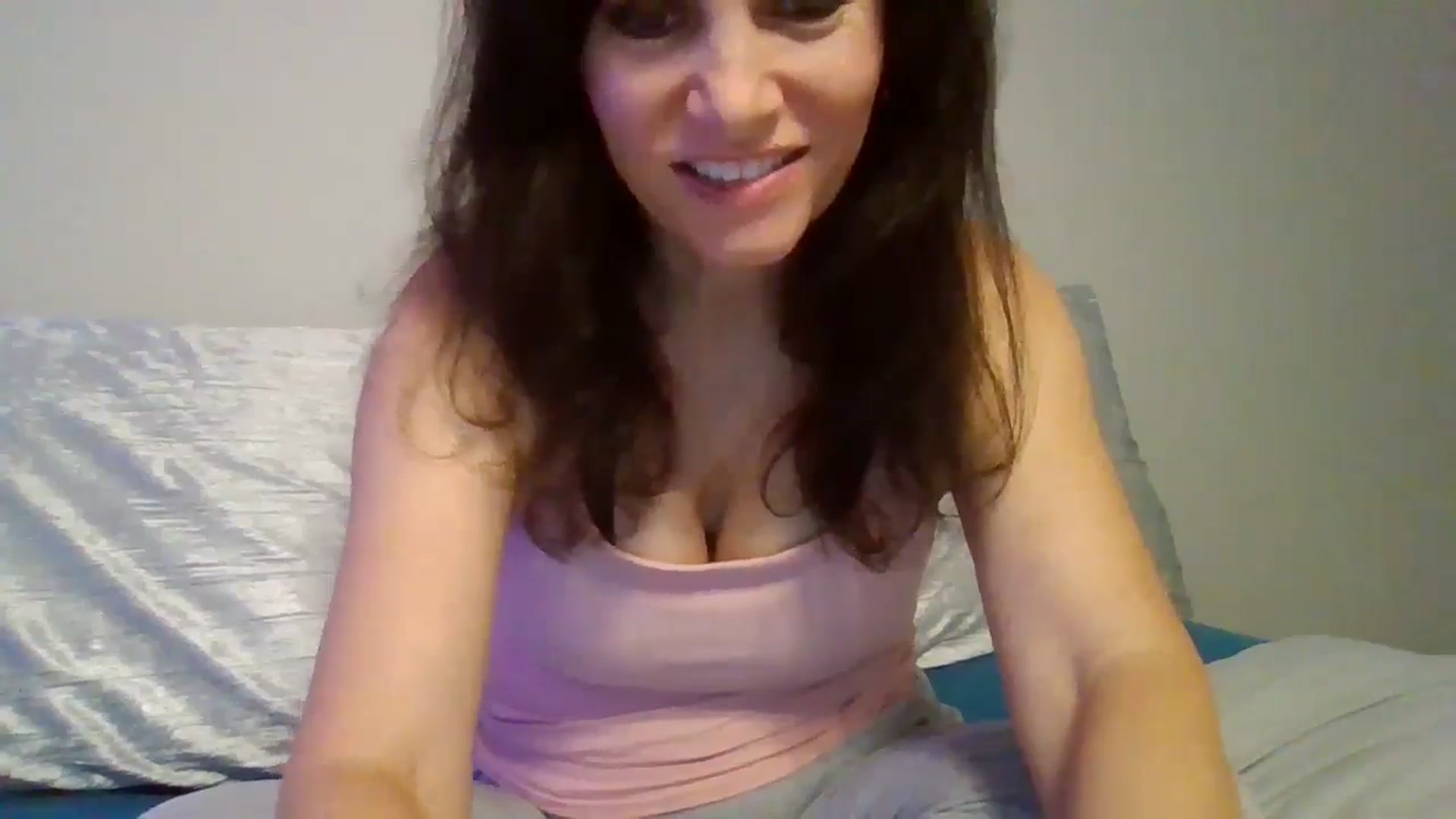 Gallery image thumbnail from LVDOLL's myfreecams stream on, 09/22/2024, 01:47 image 14 of 20