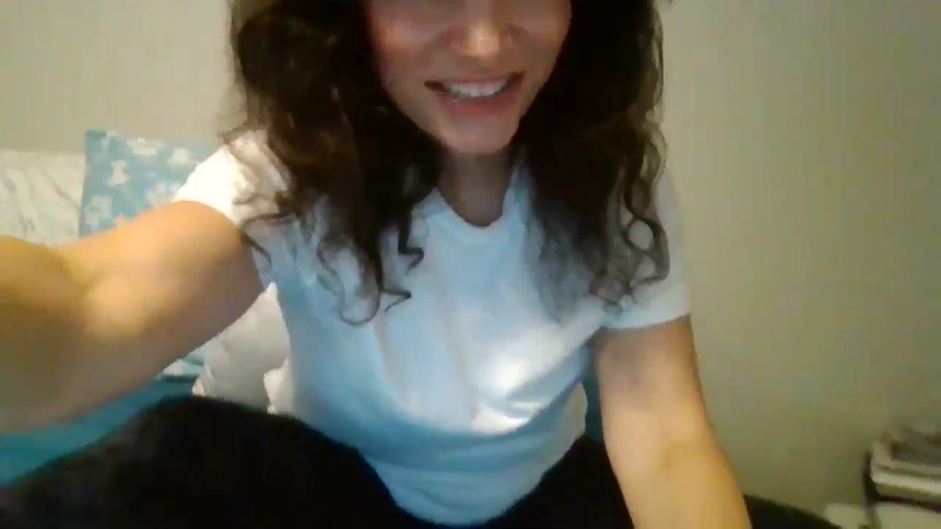 Gallery image thumbnail from LVDOLL's myfreecams stream on, 09/25/2024, 24:09 image 4 of 20