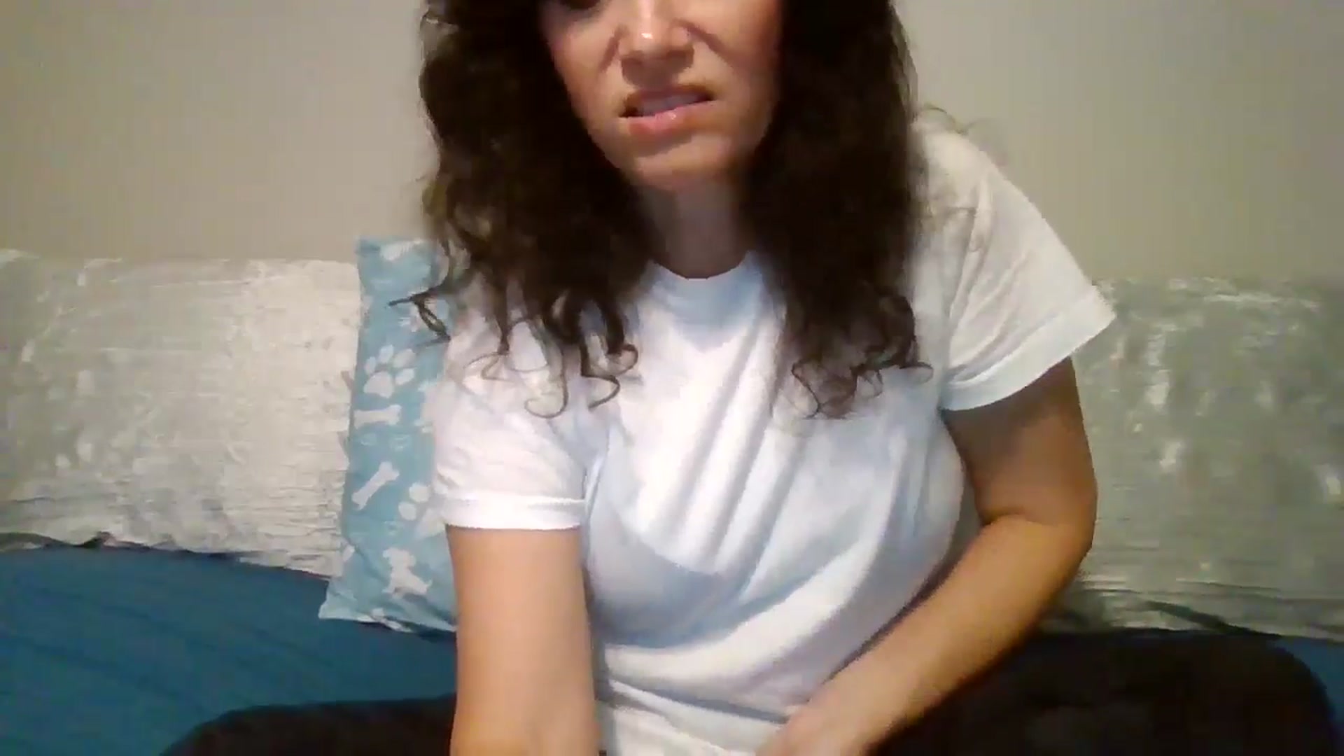 Gallery image thumbnail from LVDOLL's myfreecams stream on, 09/25/2024, 01:53 image 18 of 20