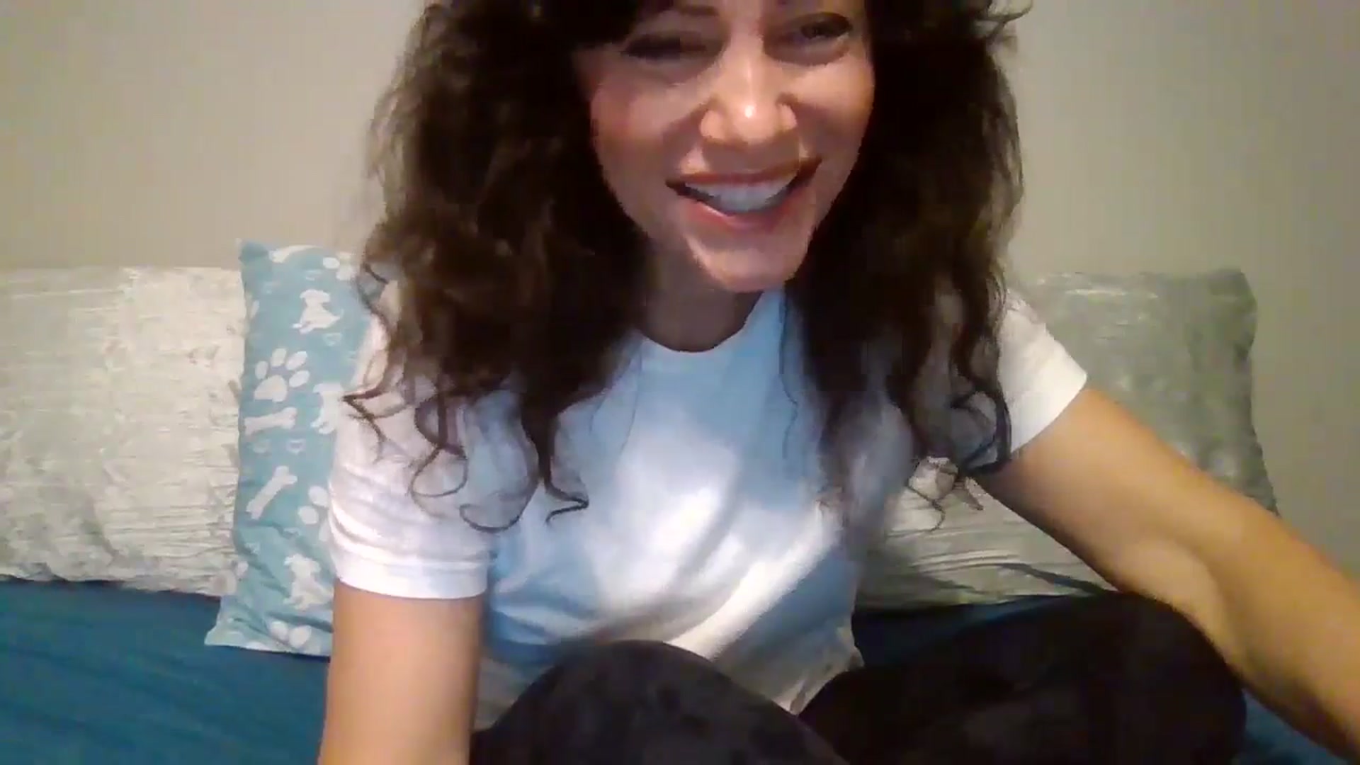 Gallery image thumbnail from LVDOLL's myfreecams stream on, 09/25/2024, 01:53 image 2 of 20
