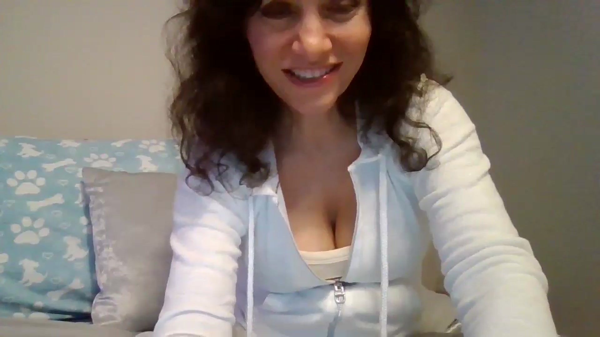 Gallery image thumbnail from LVDOLL's myfreecams stream on, 09/26/2024, 03:26 image 8 of 20