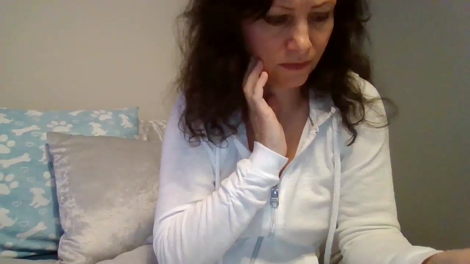Gallery image thumbnail from LVDOLL's myfreecams stream on, 09/26/2024, 03:26 image 18 of 20