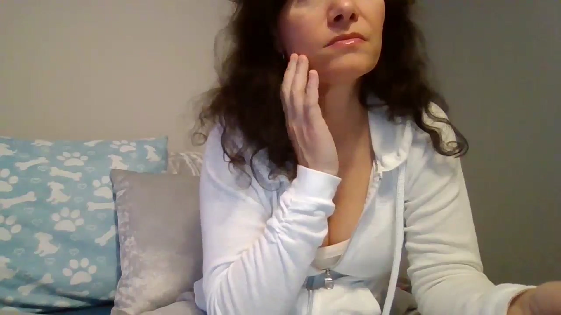 Gallery image thumbnail from LVDOLL's myfreecams stream on, 09/26/2024, 03:26 image 5 of 20