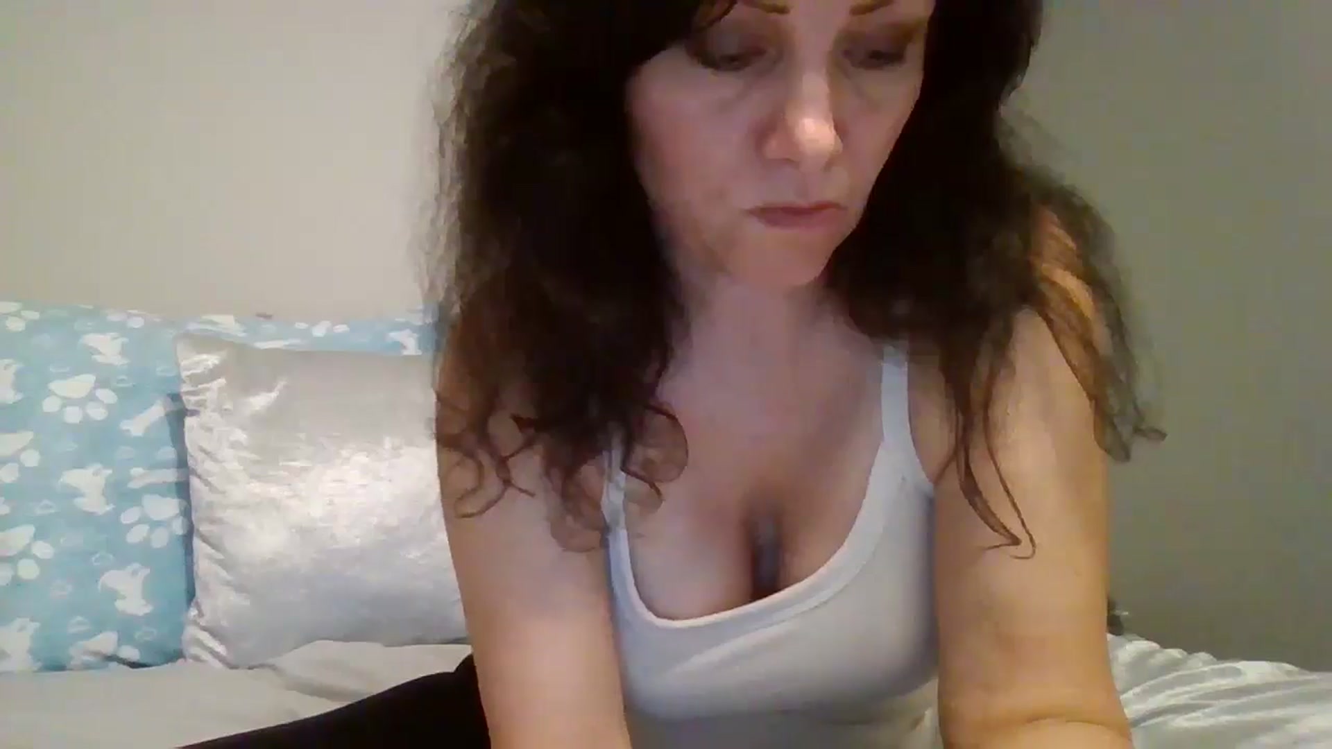 Gallery image thumbnail from LVDOLL's myfreecams stream on, 09/27/2024, 04:51 image 14 of 20