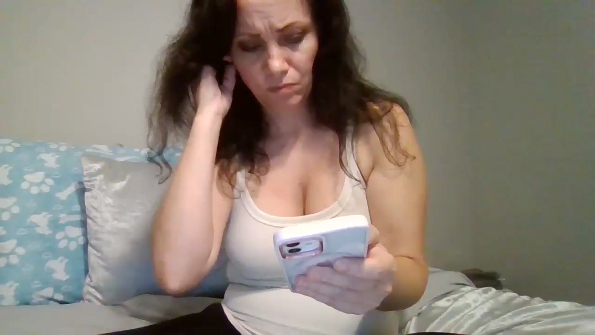 Gallery image thumbnail from LVDOLL's myfreecams stream on, 09/27/2024, 04:51 image 17 of 20