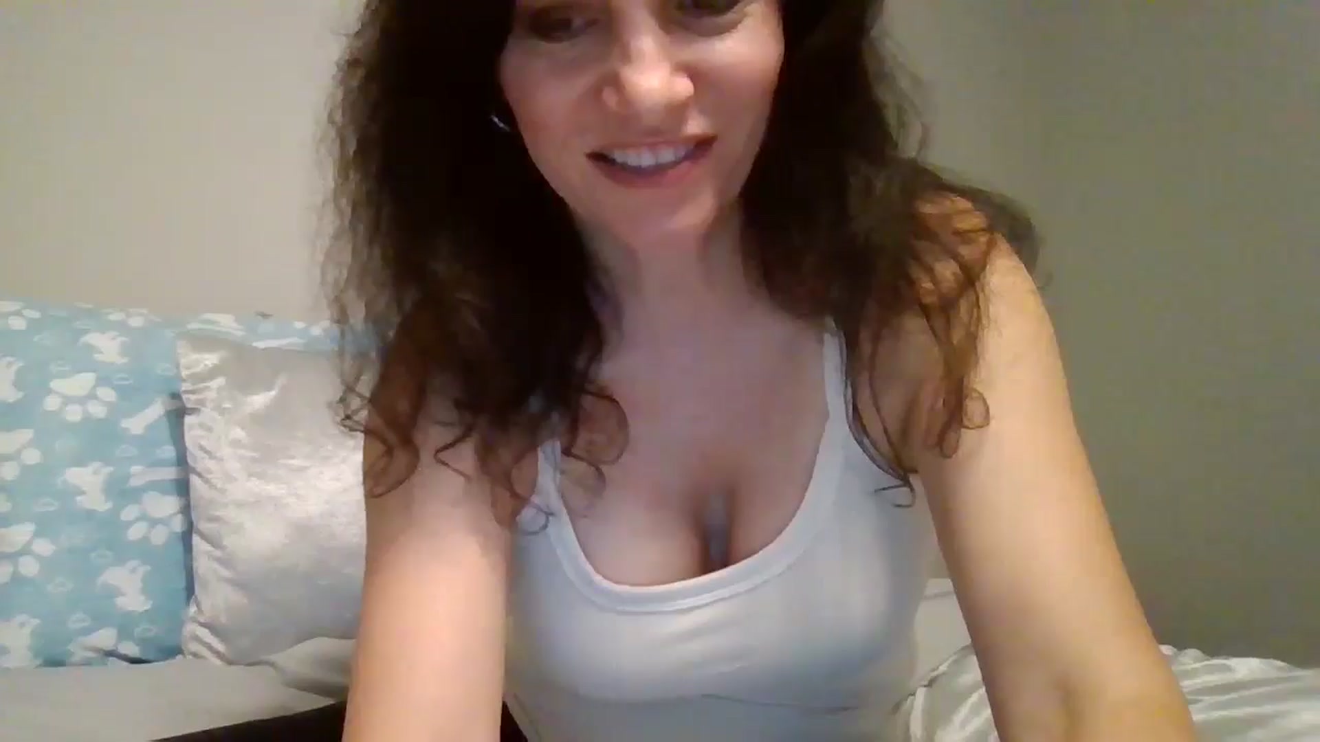 Gallery image thumbnail from LVDOLL's myfreecams stream on, 09/27/2024, 04:51 image 18 of 20