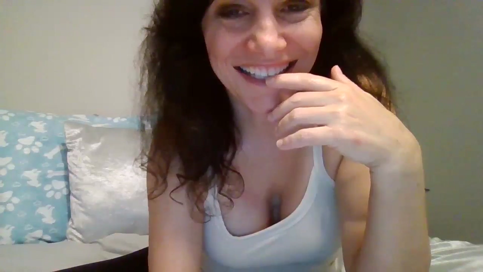 Gallery image thumbnail from LVDOLL's myfreecams stream on, 09/27/2024, 04:51 image 6 of 20