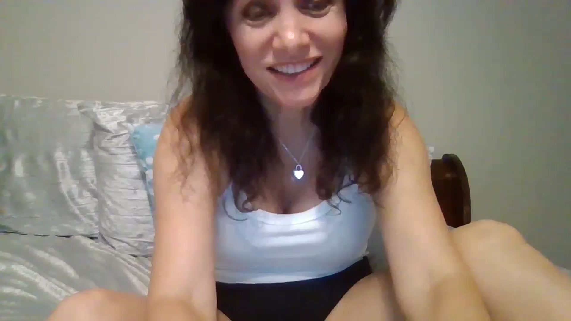 Gallery image thumbnail from LVDOLL's myfreecams stream on, 10/06/2024, 06:36 image 8 of 20