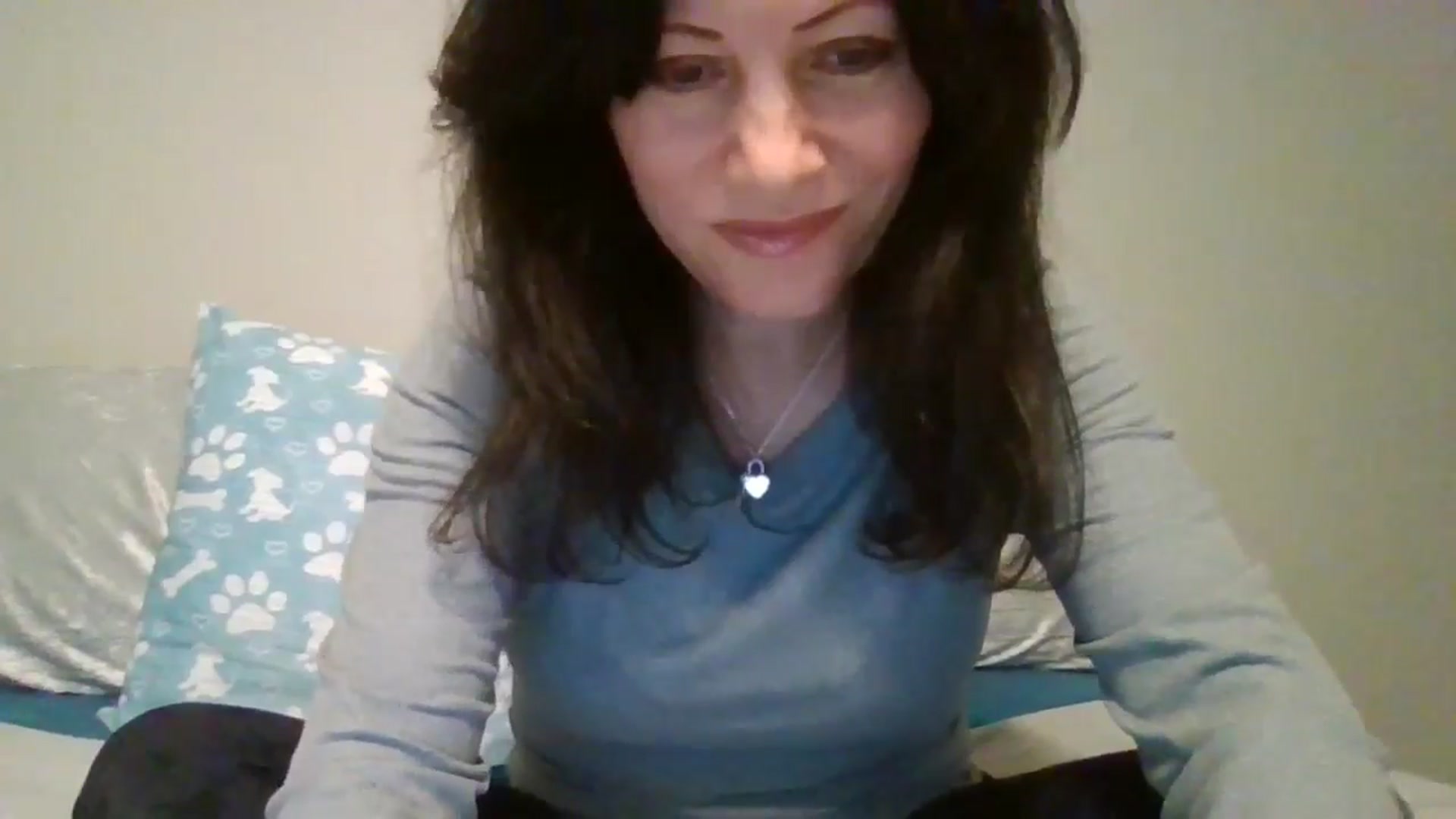 Gallery image thumbnail from LVDOLL's myfreecams stream on, 10/08/2024, 23:33 image 2 of 20