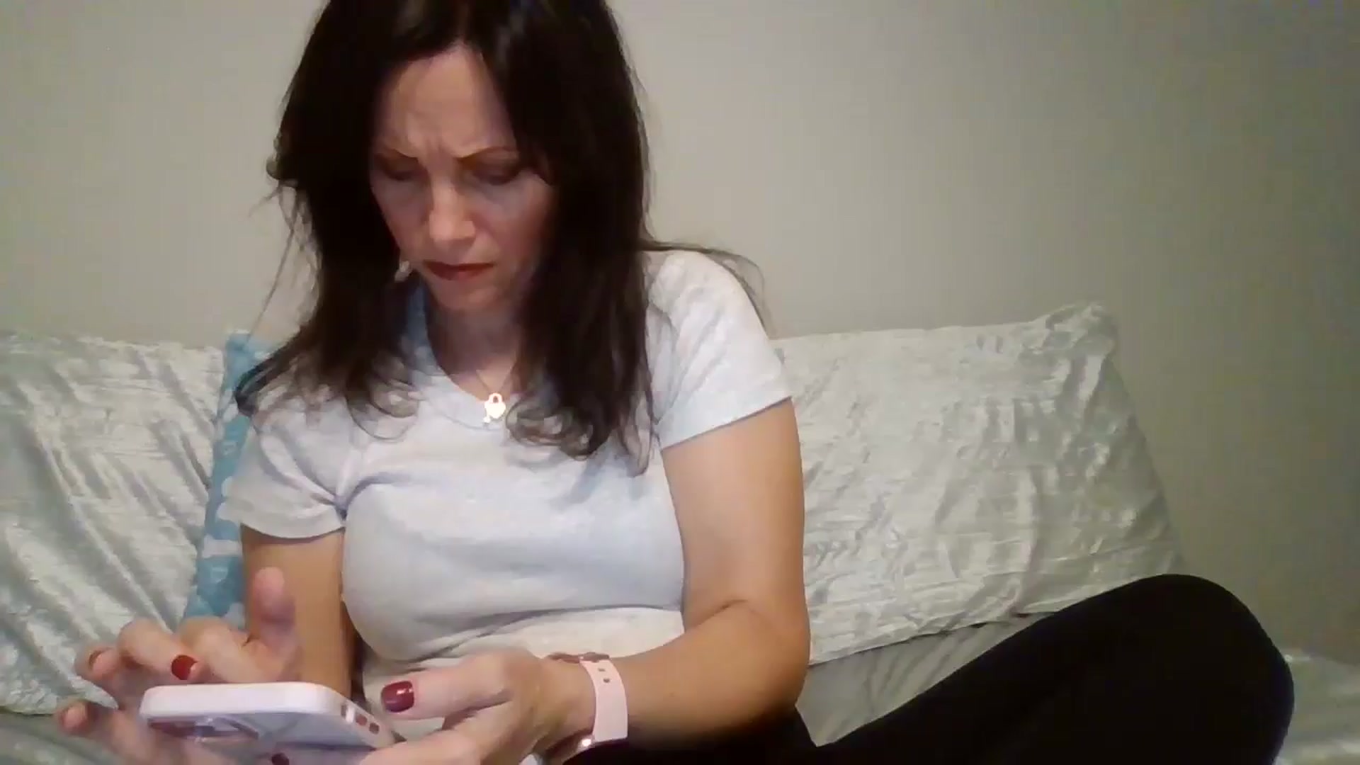 Gallery image thumbnail from LVDOLL's myfreecams stream on, 10/09/2024, 23:30 image 1 of 20
