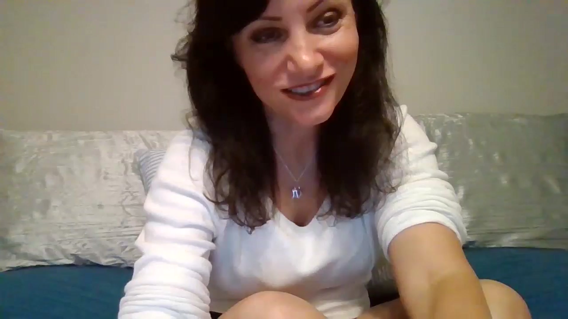 Gallery image thumbnail from LVDOLL's myfreecams stream on, 10/13/2024, 02:14 image 9 of 20
