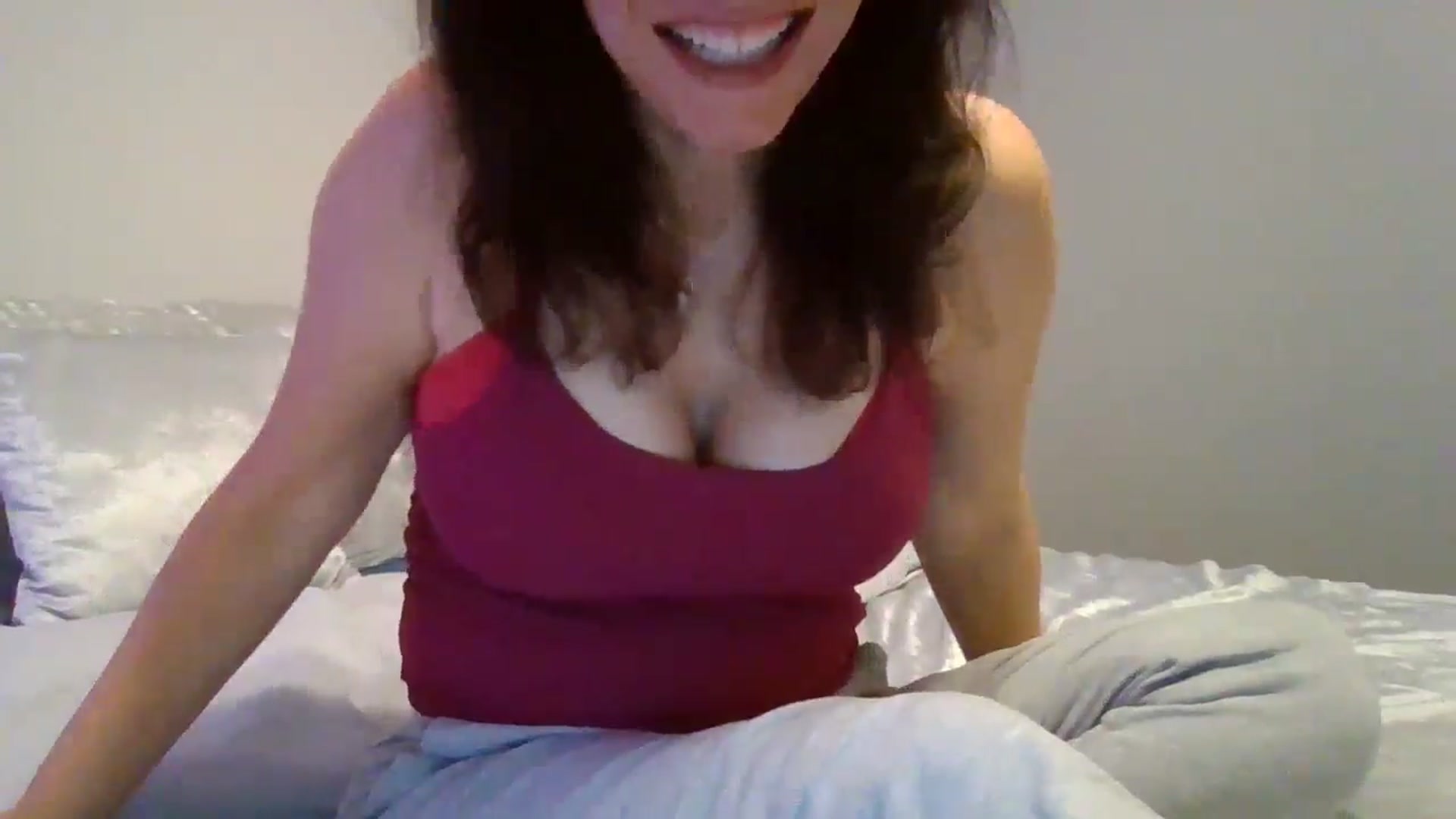 Gallery image thumbnail from LVDOLL's myfreecams stream on, 10/15/2024, 02:44 image 19 of 20
