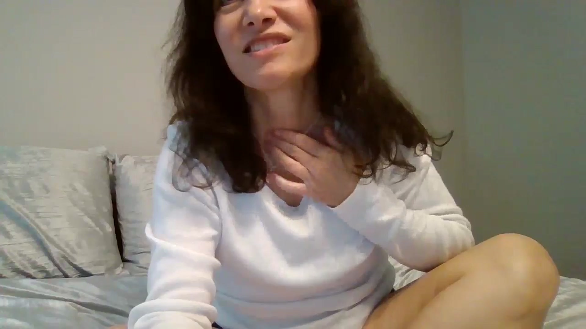 Gallery image thumbnail from LVDOLL's myfreecams stream on, 10/16/2024, 01:26 image 6 of 20