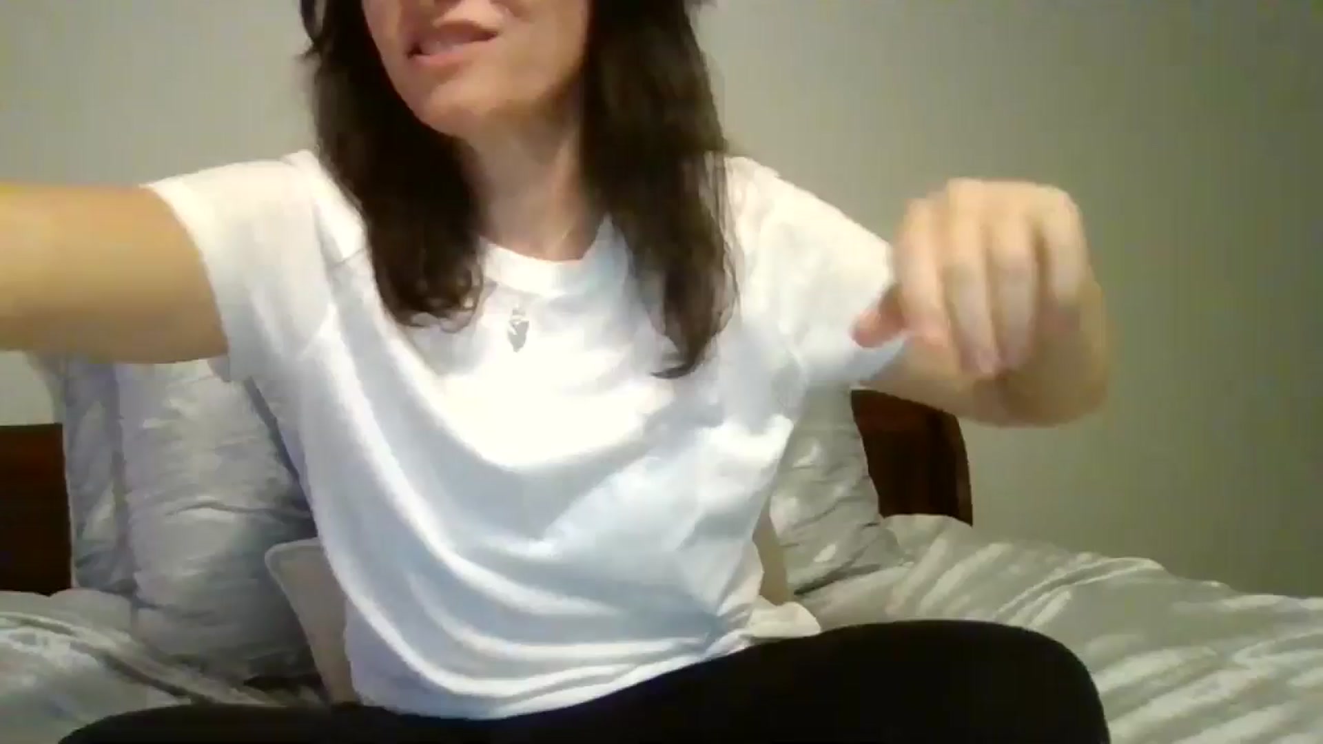 Gallery image thumbnail from LVDOLL's myfreecams stream on, 10/17/2024, 05:22 image 1 of 20