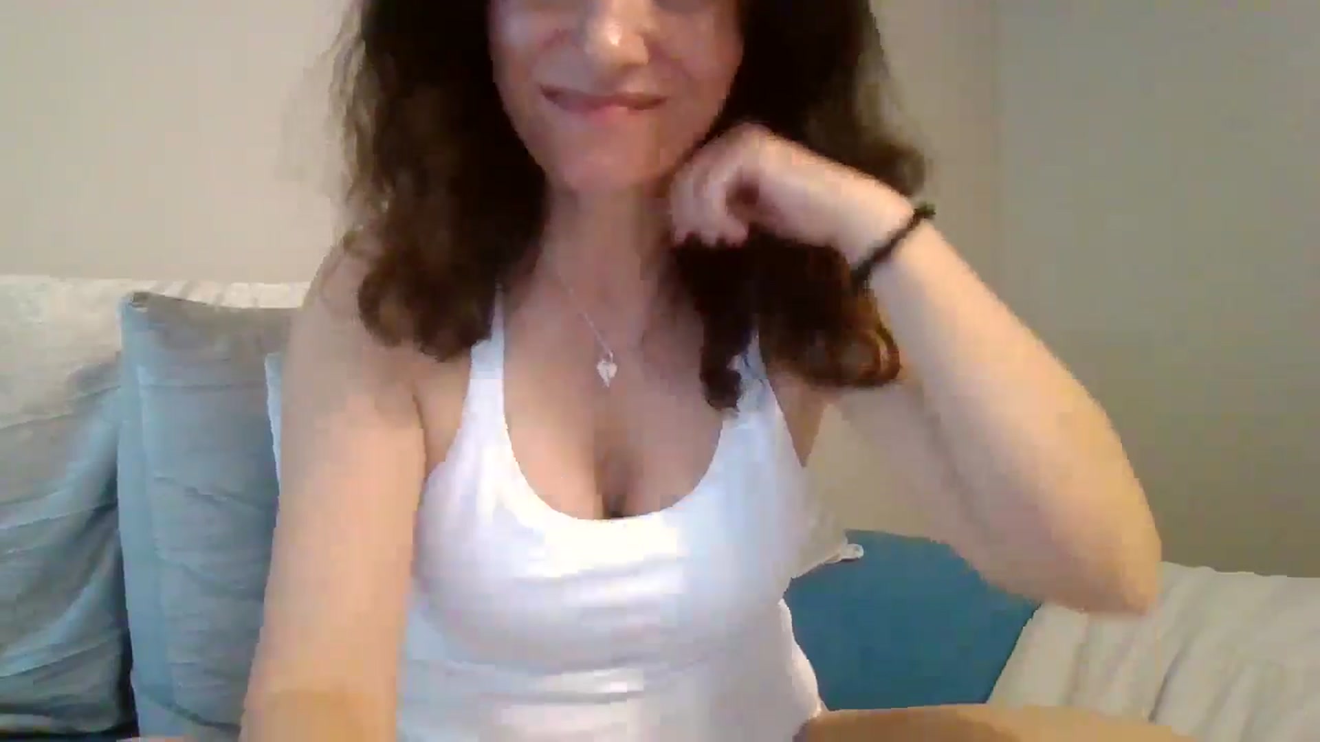 Gallery image thumbnail from LVDOLL's myfreecams stream on, 10/18/2024, 03:48 image 11 of 20