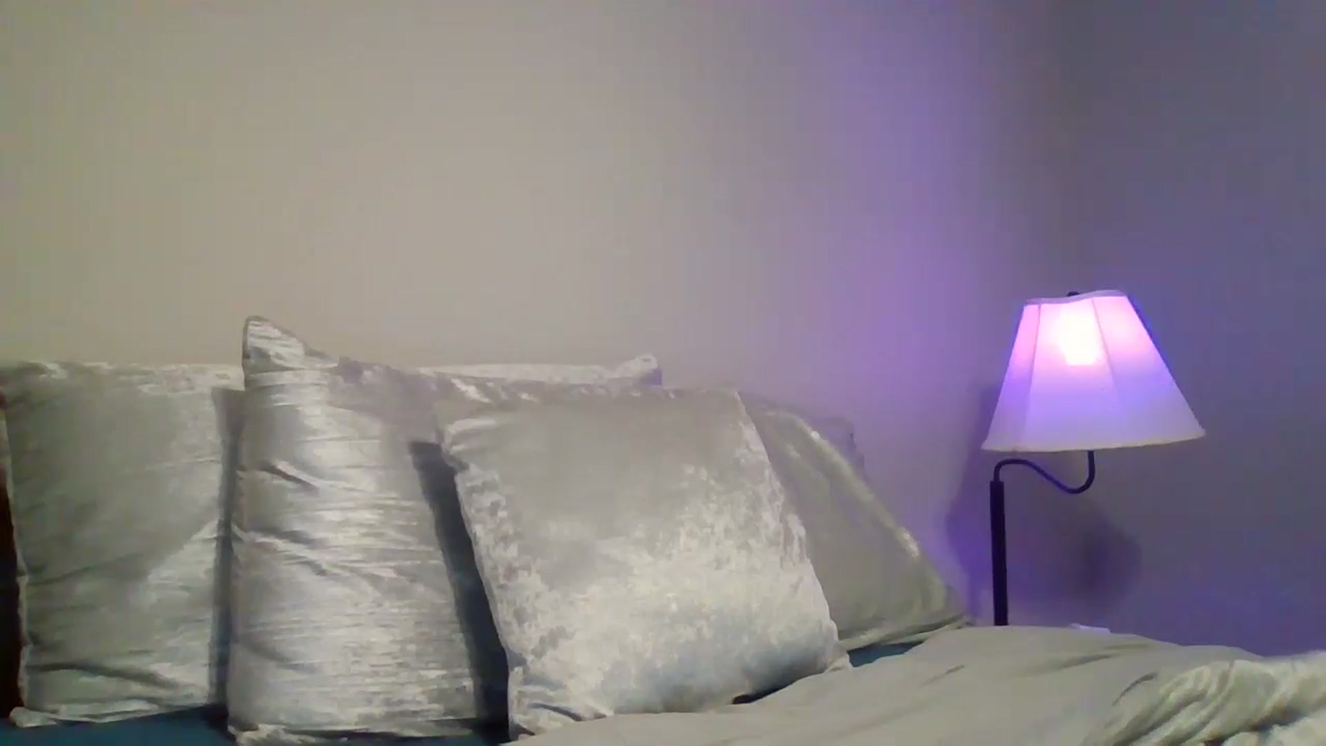 Gallery image thumbnail from LVDOLL's myfreecams stream on, 10/19/2024, 01:32 image 17 of 20