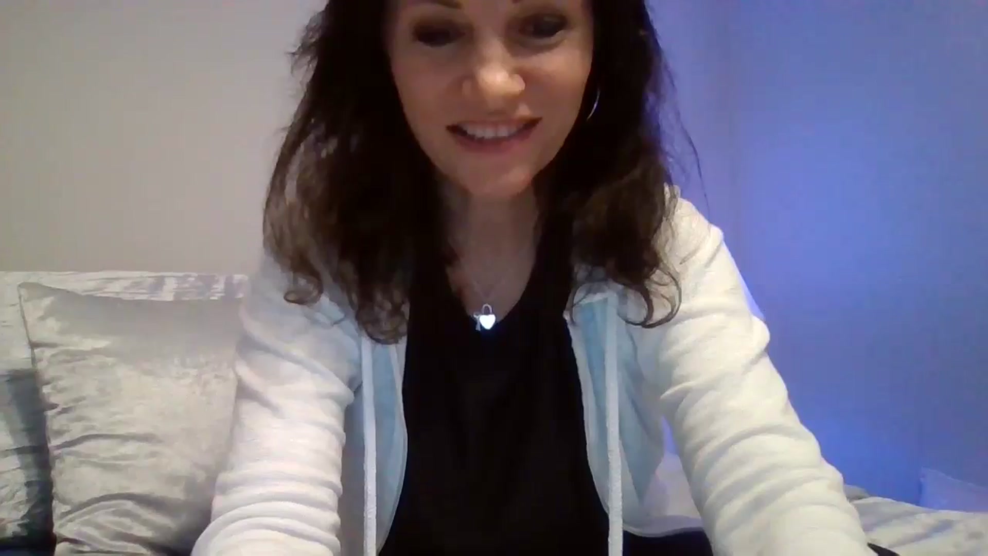 Gallery image thumbnail from LVDOLL's myfreecams stream on, 10/22/2024, 04:24 image 7 of 20