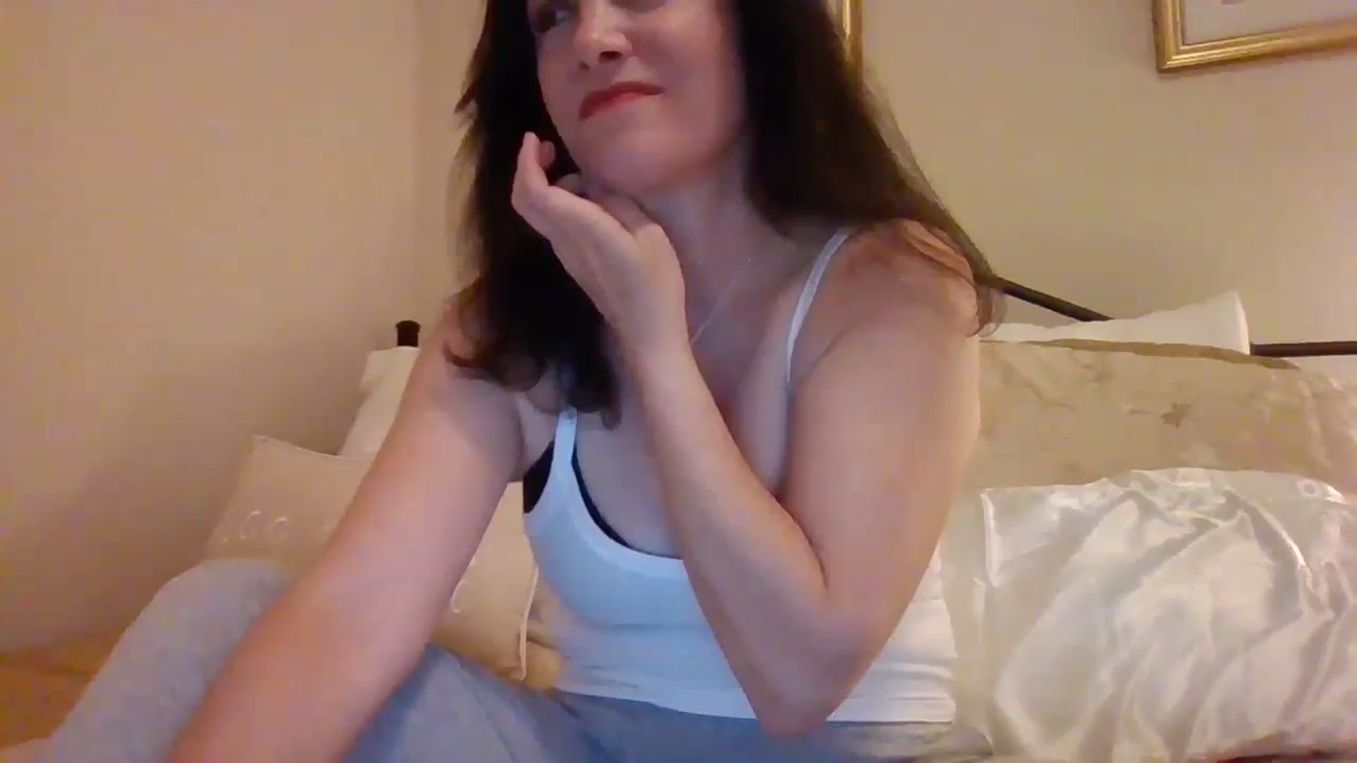 Gallery image thumbnail from LVDOLL's myfreecams stream on, 10/28/2024, 03:05 image 18 of 20