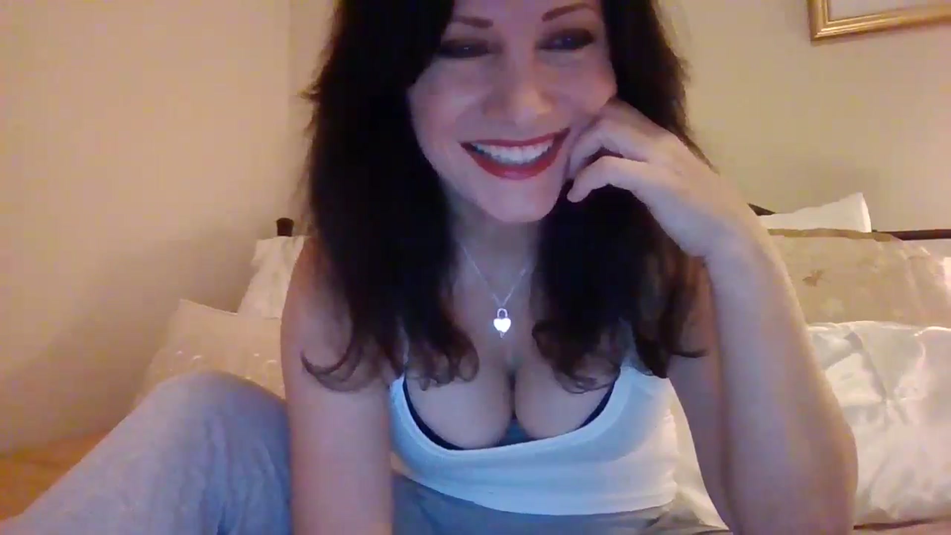 Gallery image thumbnail from LVDOLL's myfreecams stream on, 10/28/2024, 03:05 image 14 of 20