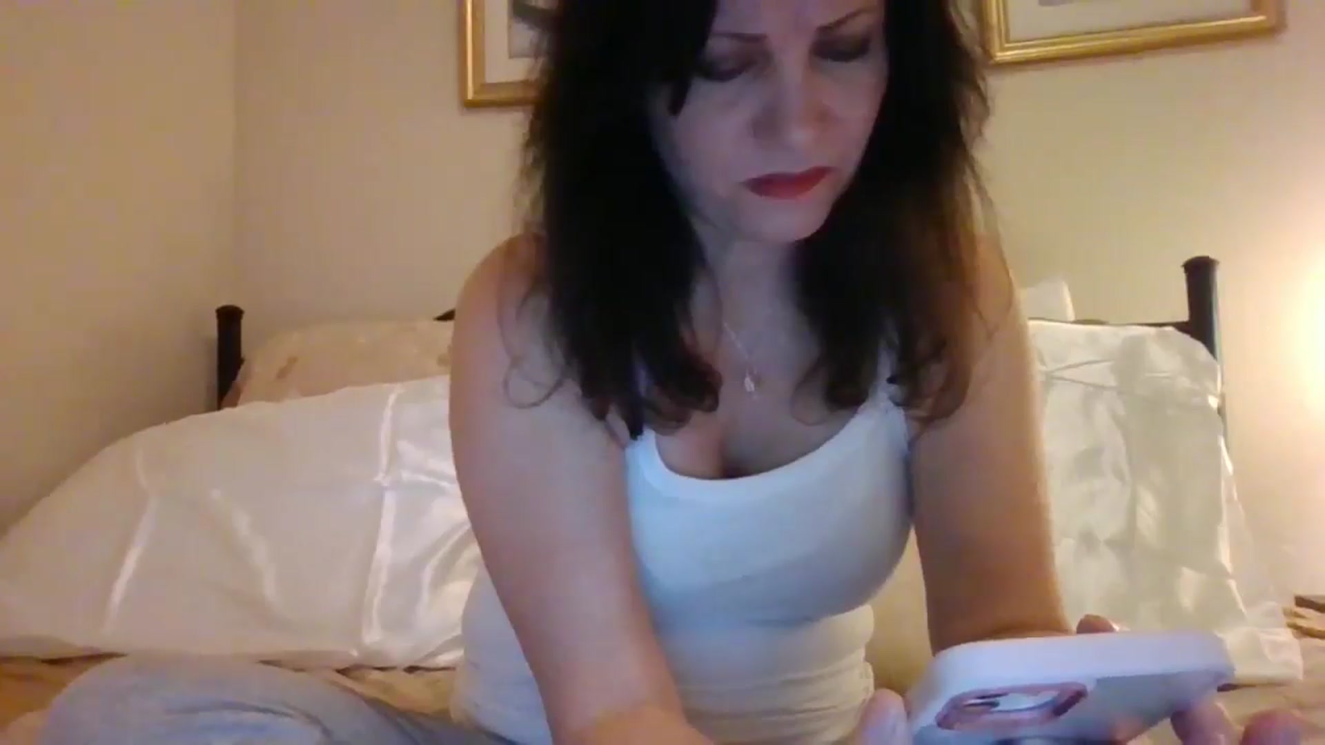Gallery image thumbnail from LVDOLL's myfreecams stream on, 10/28/2024, 05:12 image 2 of 20