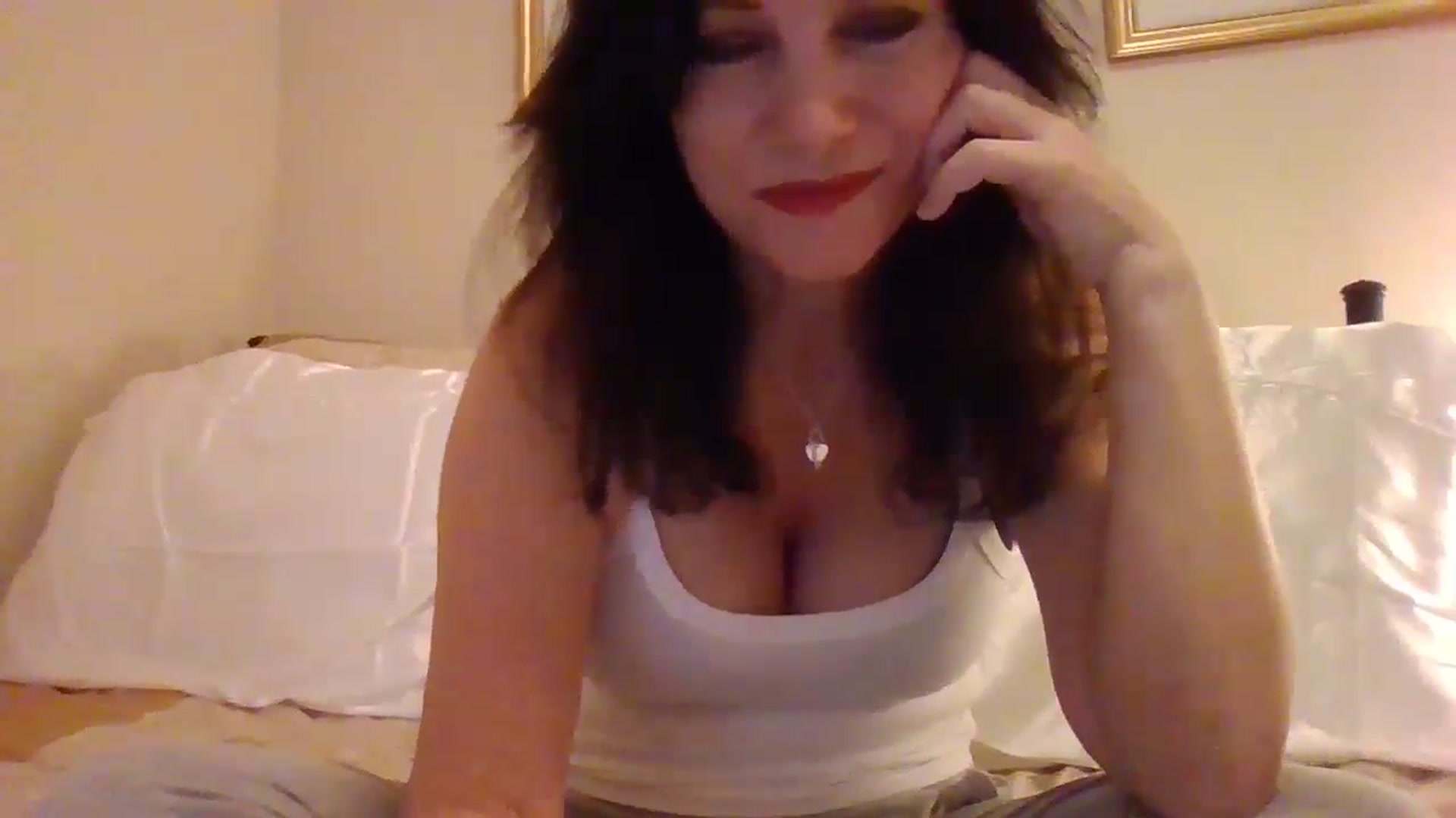 Gallery image thumbnail from LVDOLL's myfreecams stream on, 10/28/2024, 06:28 image 15 of 20