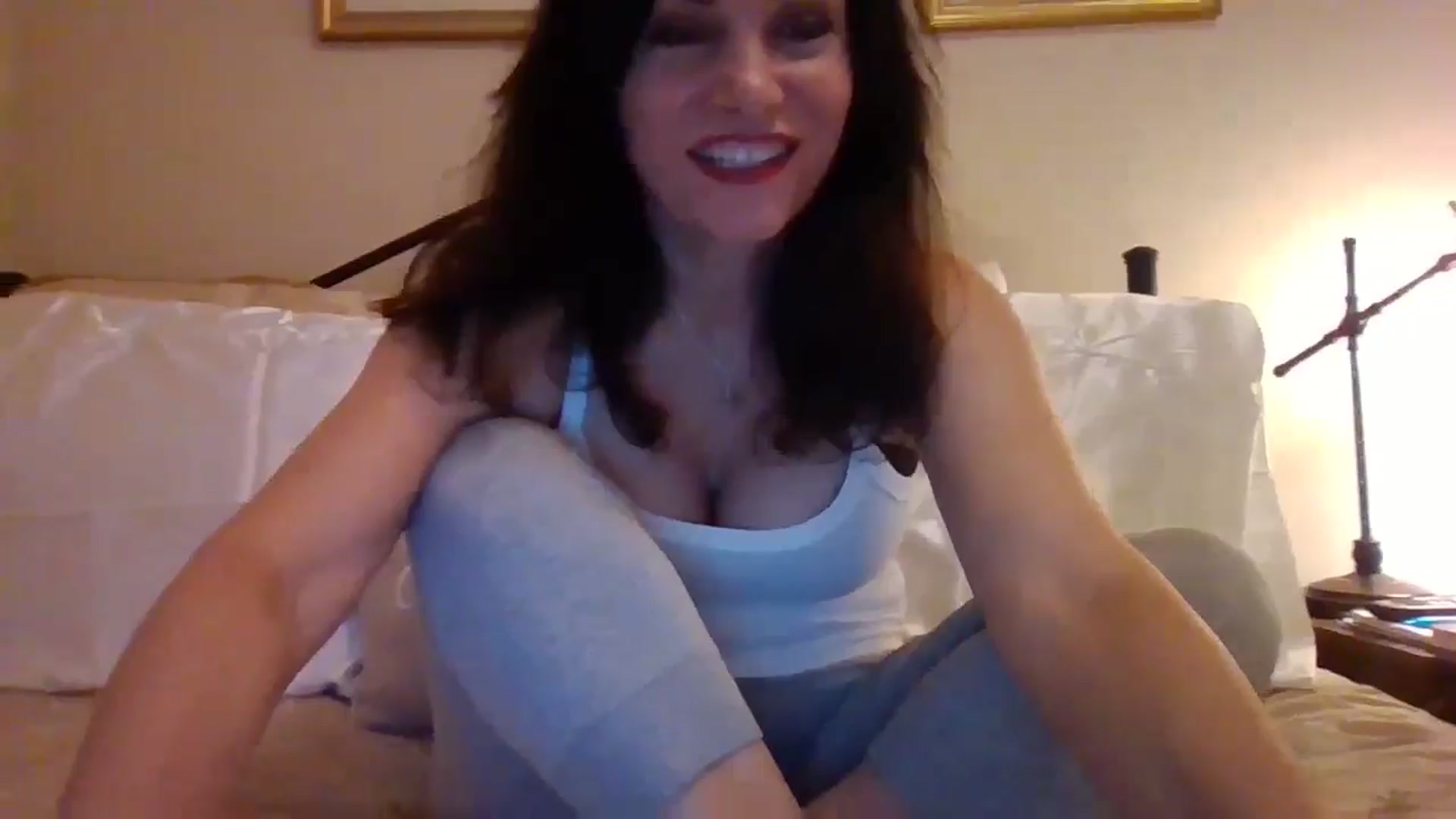 Gallery image thumbnail from LVDOLL's myfreecams stream on, 10/28/2024, 06:28 image 18 of 20