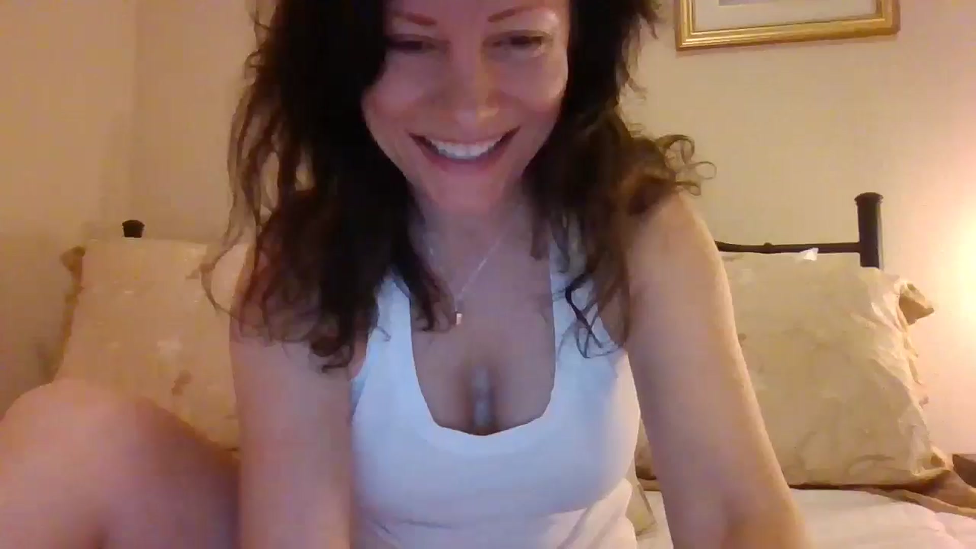 Gallery image thumbnail from LVDOLL's myfreecams stream on, 10/31/2024, 04:57 image 14 of 20