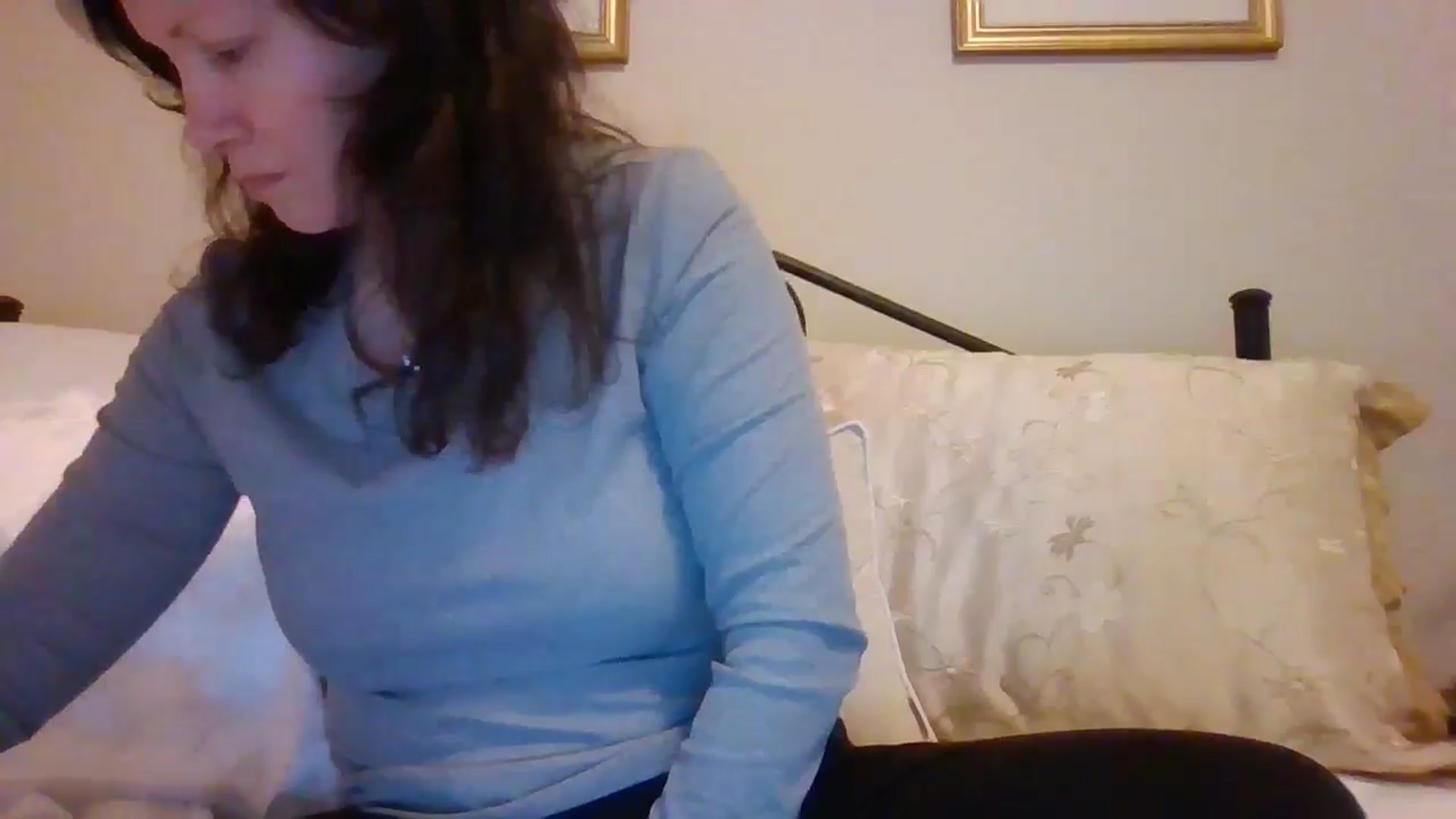 Gallery image thumbnail from LVDOLL's myfreecams stream on, 10/31/2024, 10:02 image 8 of 20