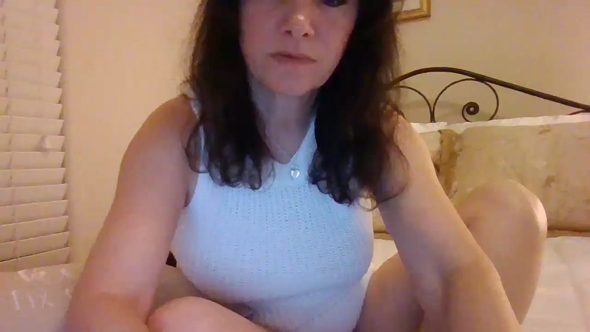 Gallery image thumbnail from LVDOLL's myfreecams stream on, 11/02/2024, 05:13 image 11 of 20