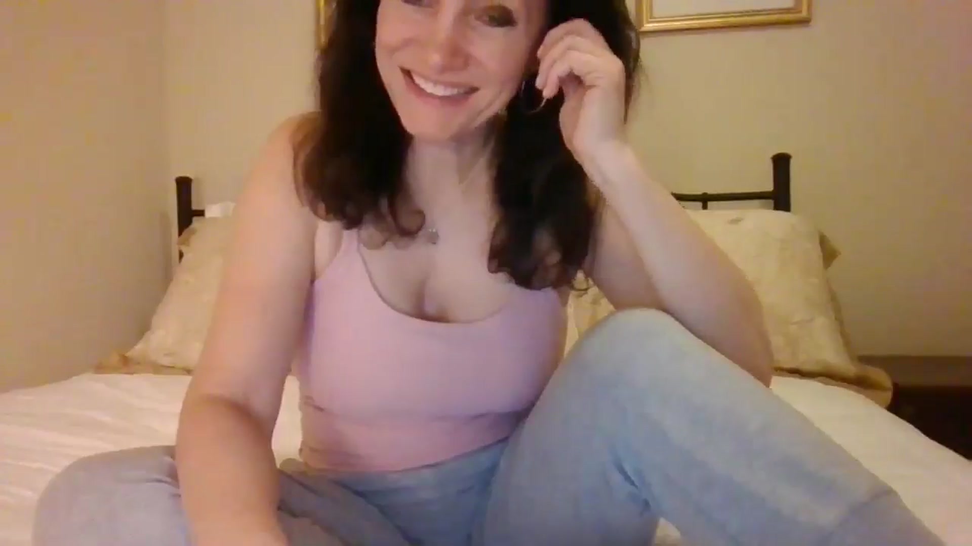 Gallery image thumbnail from LVDOLL's myfreecams stream on, 11/02/2024, 06:45 image 14 of 20