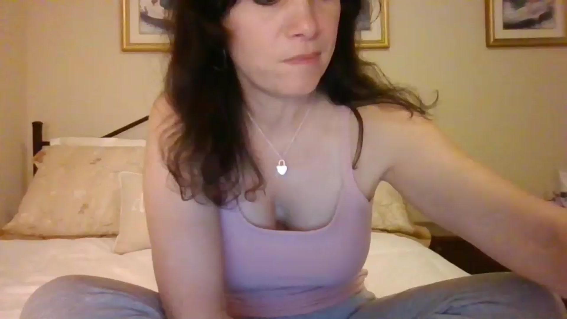 Gallery image thumbnail from LVDOLL's myfreecams stream on, 11/02/2024, 06:45 image 1 of 20
