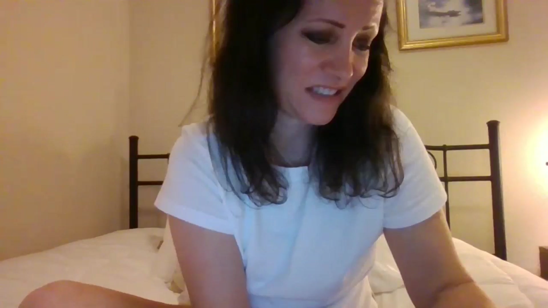 Gallery image thumbnail from LVDOLL's myfreecams stream on, 11/04/2024, 05:25 image 11 of 20