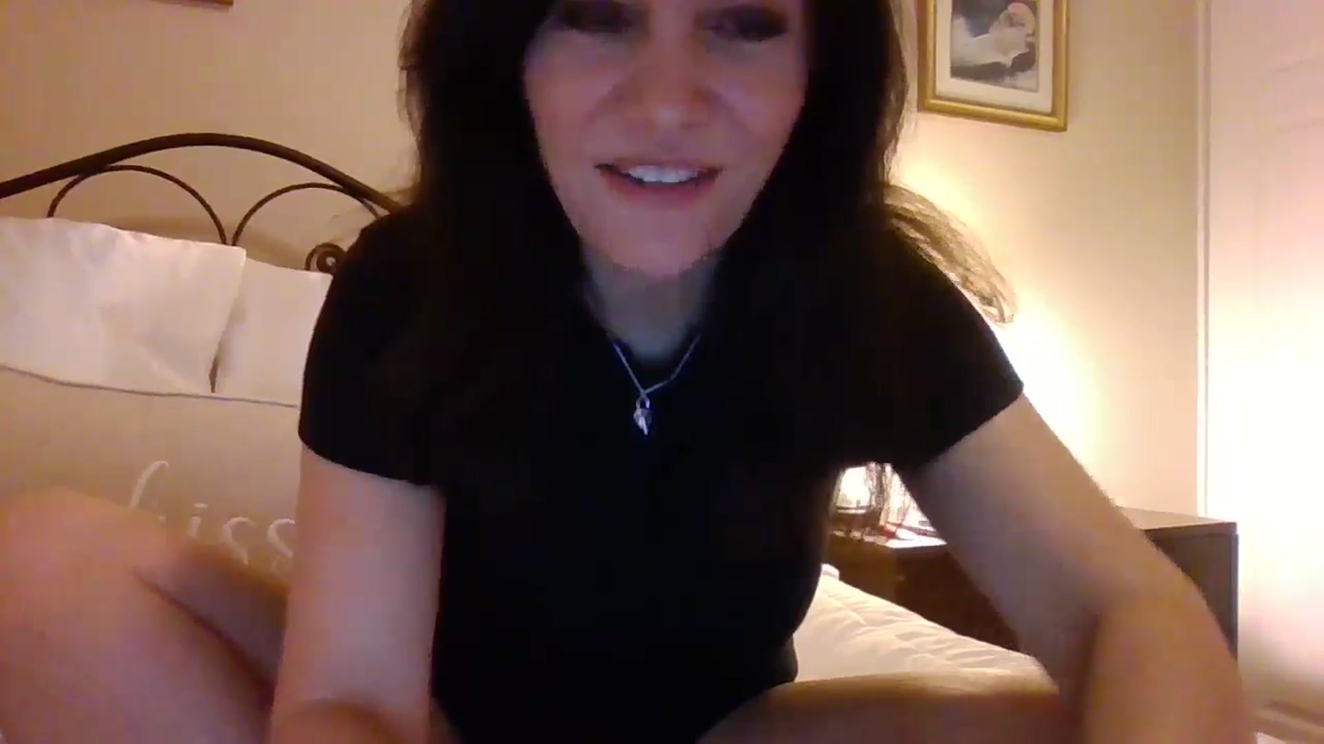 Gallery image thumbnail from LVDOLL's myfreecams stream on, 11/05/2024, 04:55 image 6 of 20