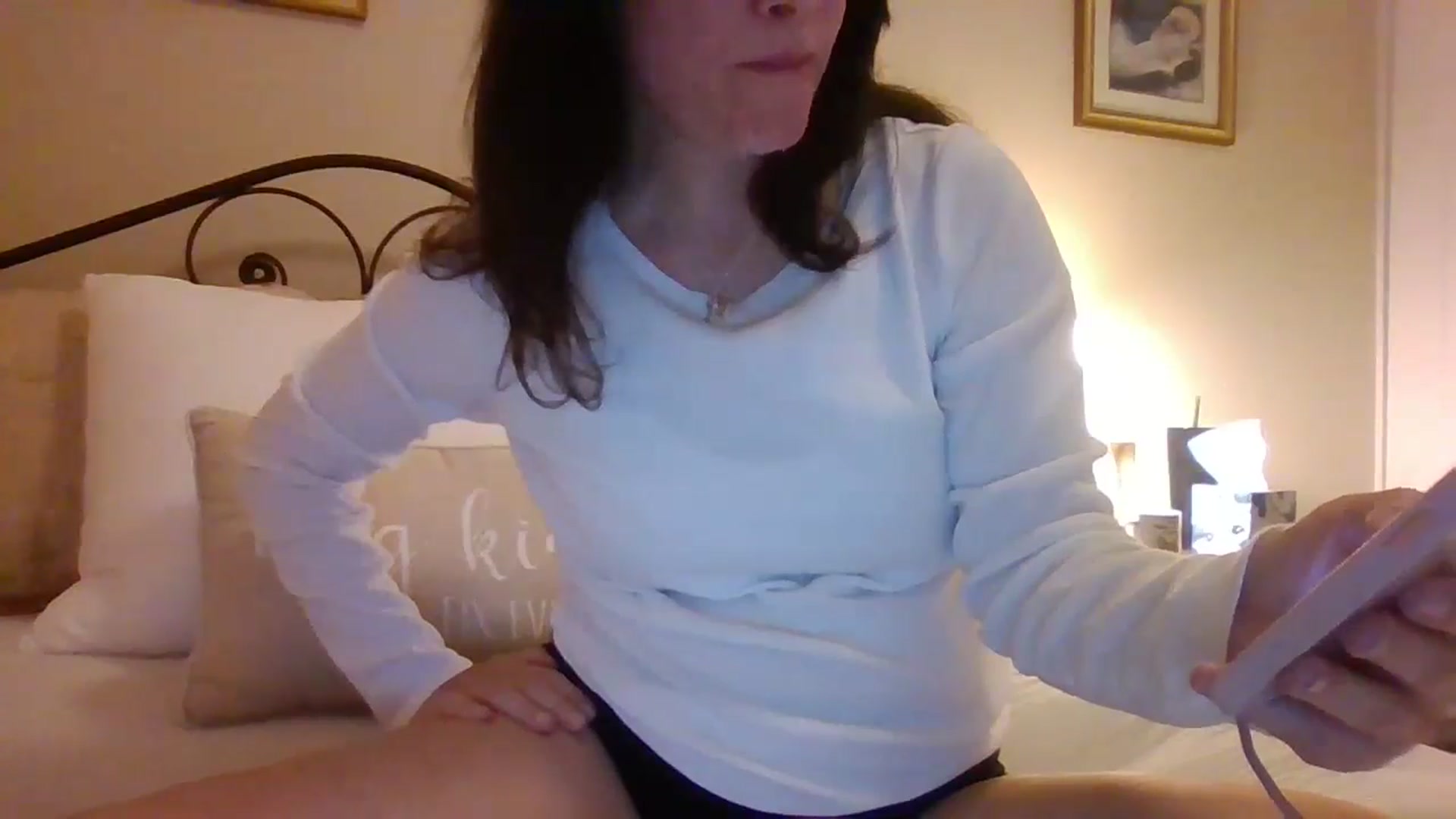 Gallery image thumbnail from LVDOLL's myfreecams stream on, 11/06/2024, 02:35 image 17 of 20