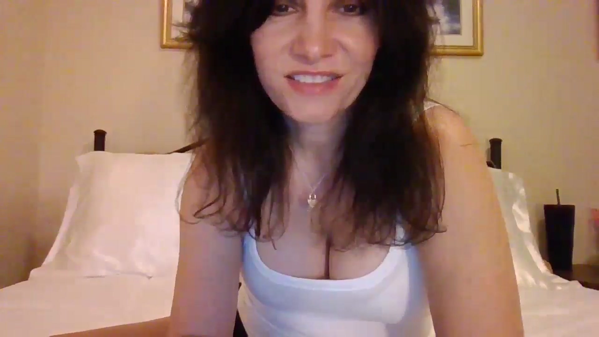 Gallery image thumbnail from LVDOLL's myfreecams stream on, 11/09/2024, 04:46 image 20 of 20