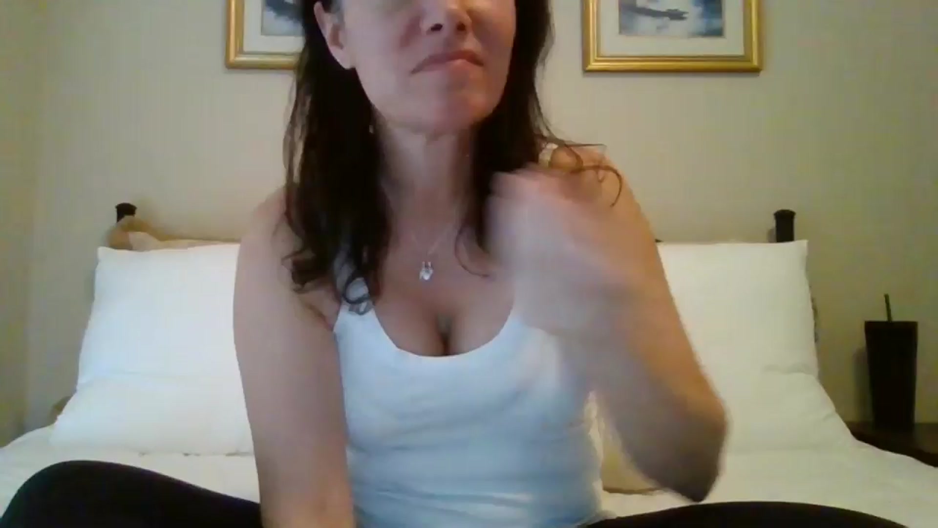 Gallery image thumbnail from LVDOLL's myfreecams stream on, 11/11/2024, 01:04 image 1 of 20