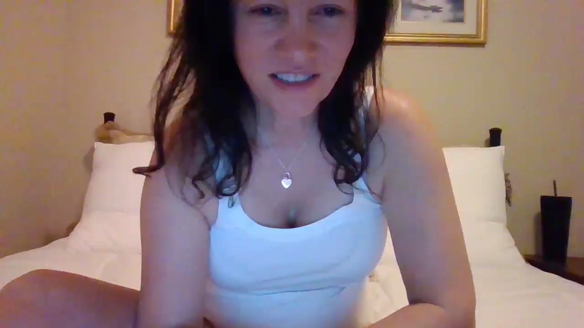 Gallery image thumbnail from LVDOLL's myfreecams stream on, 11/11/2024, 02:15 image 1 of 20