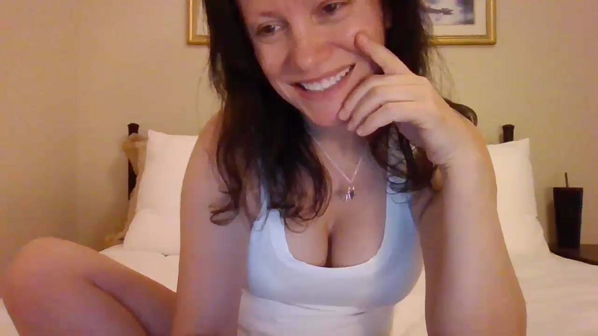 Gallery image thumbnail from LVDOLL's myfreecams stream on, 11/11/2024, 06:36 image 7 of 20