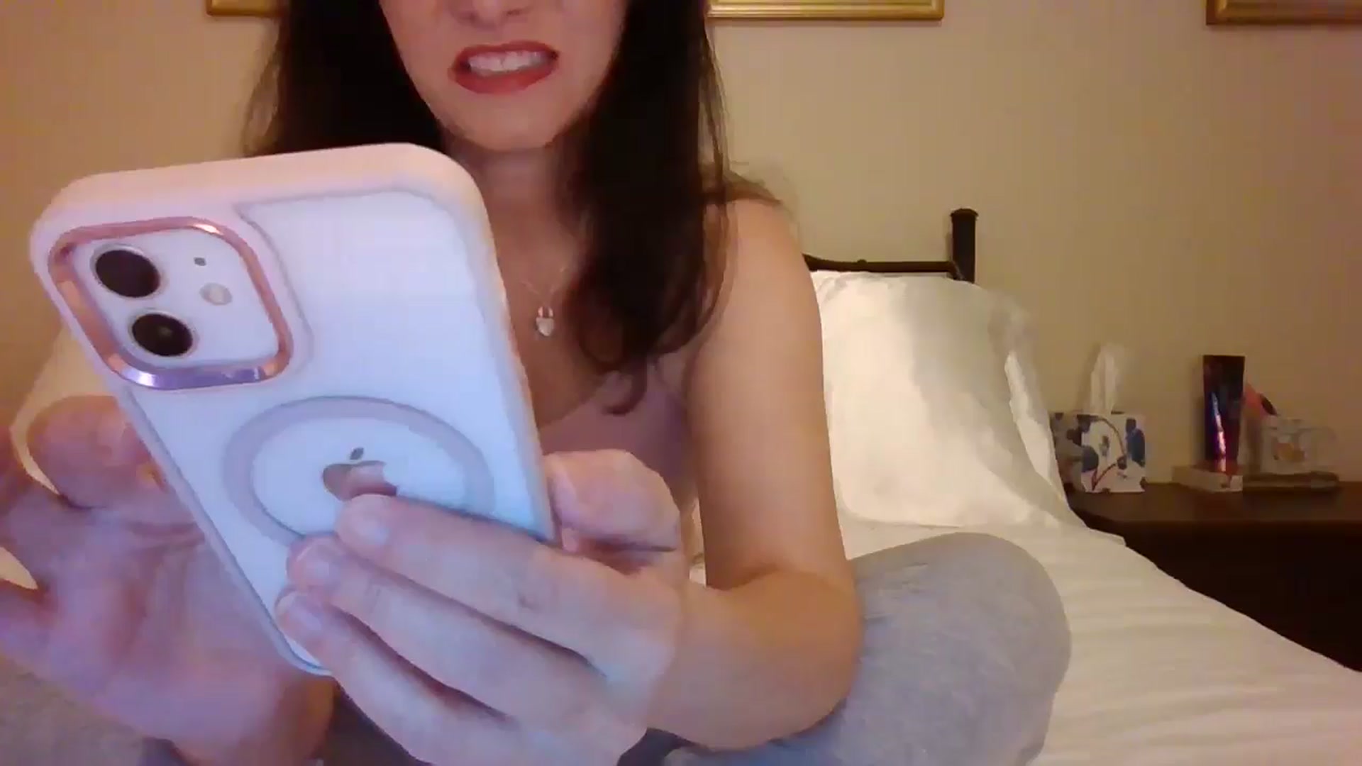 Gallery image thumbnail from LVDOLL's myfreecams stream on, 11/13/2024, 03:13 image 6 of 20