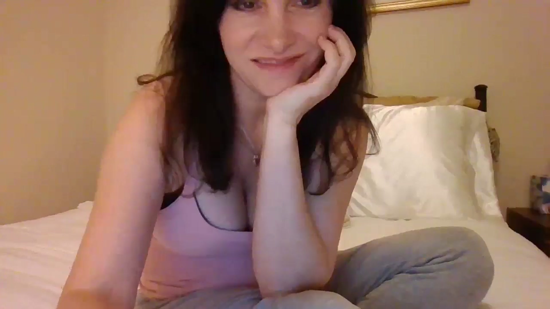 Gallery image thumbnail from LVDOLL's myfreecams stream on, 11/13/2024, 06:39 image 14 of 20