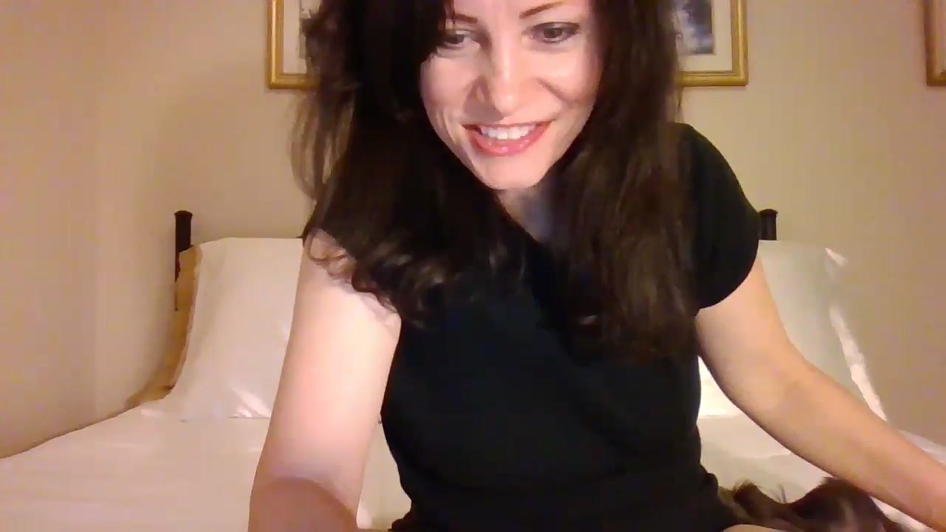 Gallery image thumbnail from LVDOLL's myfreecams stream on, 11/14/2024, 05:32 image 14 of 20