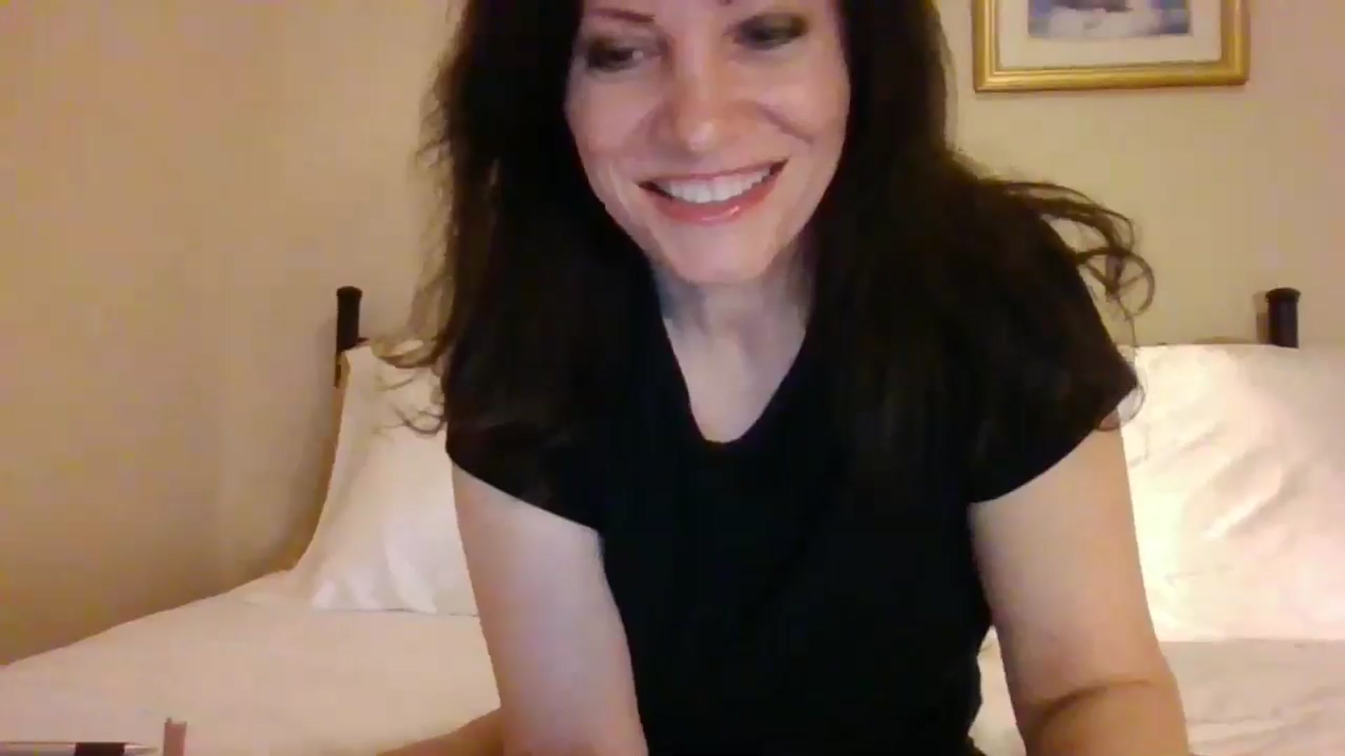 Gallery image thumbnail from LVDOLL's myfreecams stream on, 11/14/2024, 06:23 image 2 of 20