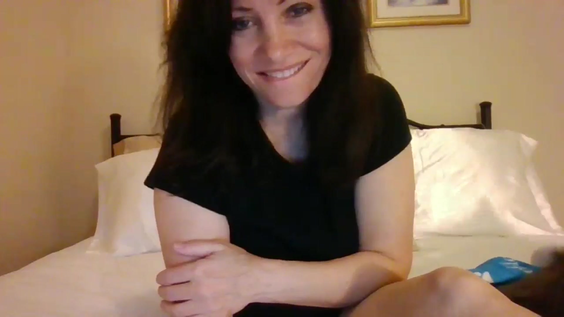 Gallery image thumbnail from LVDOLL's myfreecams stream on, 11/14/2024, 07:46 image 18 of 20