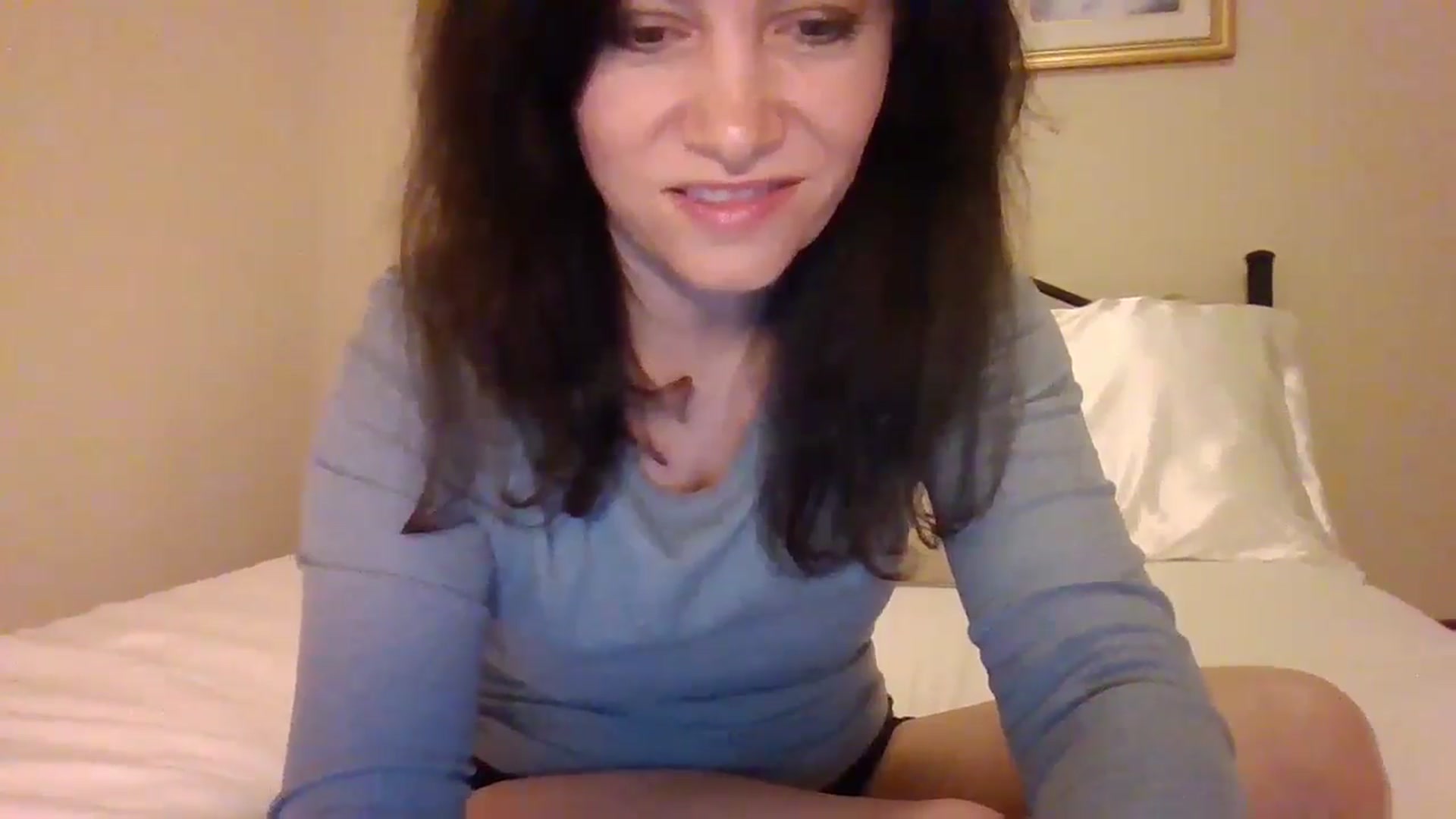 Gallery image thumbnail from LVDOLL's myfreecams stream on, 11/15/2024, 07:00 image 16 of 20