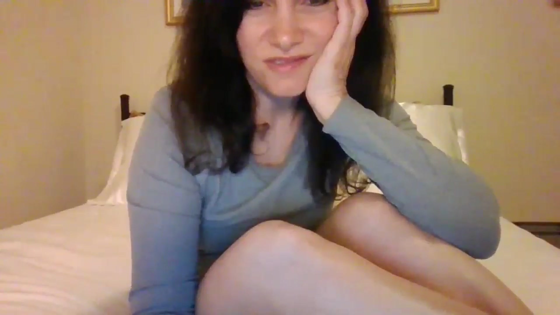Gallery image thumbnail from LVDOLL's myfreecams stream on, 11/15/2024, 07:00 image 11 of 20